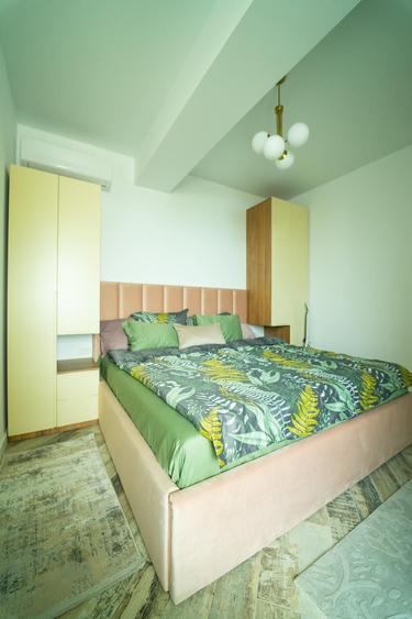 Apartament cu 2 camere, mobilat în Universitate