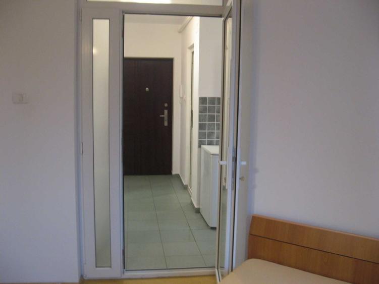 Proprietar ofer spre inchiriere apartament cu o camera - 6