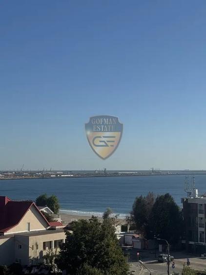 Penthouse cu 4 camere decomandat, mobilat în Eforie Nord