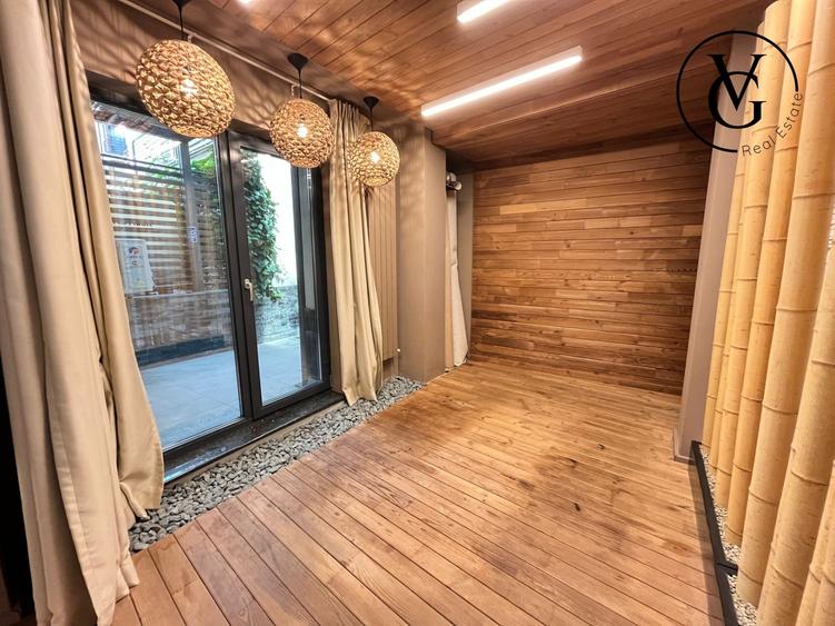Duplex cu 11 camere cu Canalizare în Turda