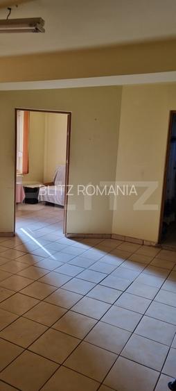 Apartament cu 3 camere, 146.72 mp, zona Sud Vest