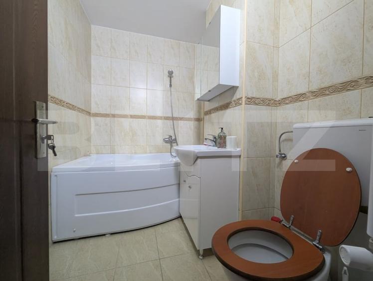 Apartament 3 camere, 2 băi, balcon generos - Cantemir - 3