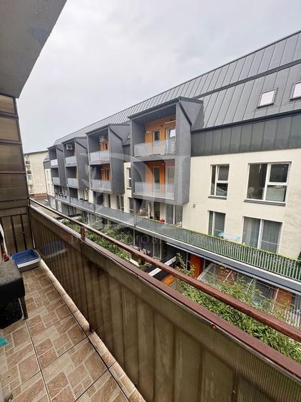 Apartament cu 2 camere decomandat, mobilat în Florești