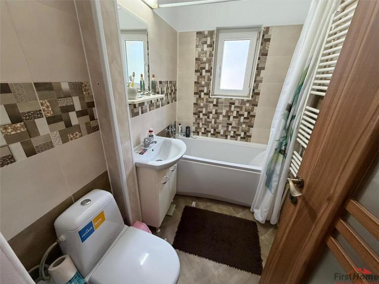 Apartament cu 2 camere semidecomandat în Gară