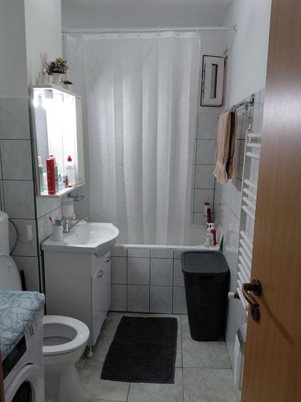 Apartament cu 2 camere decomandat în Mihai Viteazul