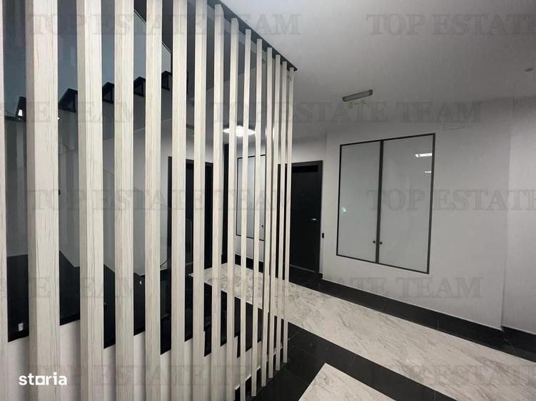 Apartament cu 3 camere semidecomandat în Unirii — fotografia 1