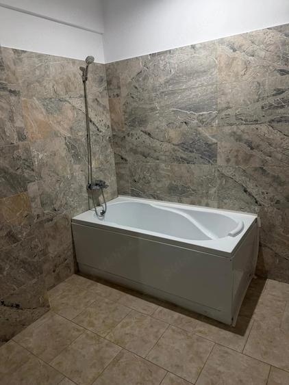 **DE INCHIRIAT Apartament 2 camere, decomandat, proaspat renovat** - 2