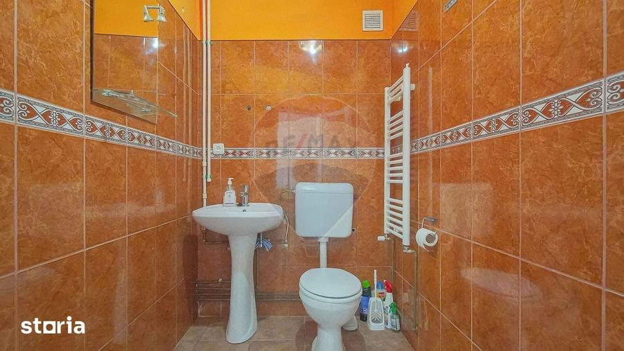 Casă cu 3 camere cu Teren 100 Mp în Central