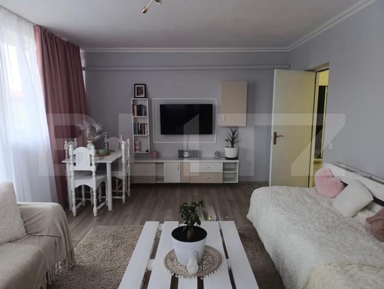 Apartament 2 camere, 68 mp, zona Porii - 1
