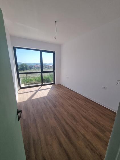 Casă individuală cu 3 camere cu Teren 450 Mp în Micești