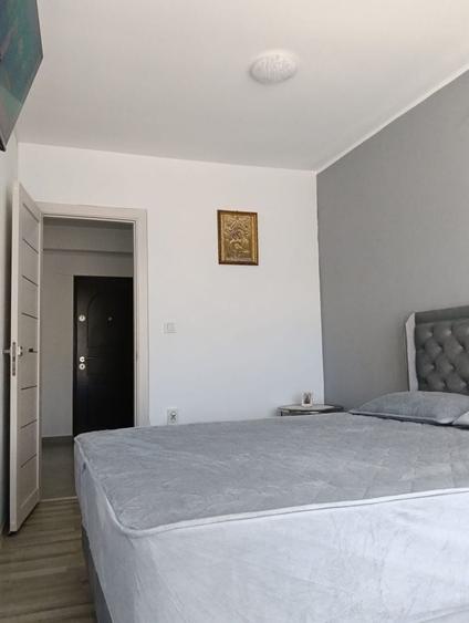 Apartament cu 2 camere decomandat în Vișan