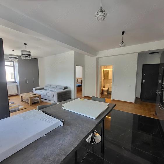 Apartament cu 2 camere semidecomandat în Sisești