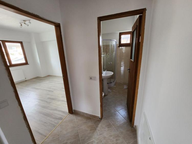 Apartament cu 3 camere decomandat în Vest