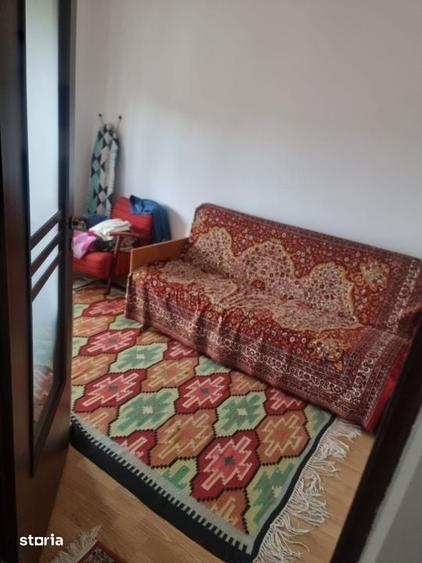 Casă cu 4 camere cu Teren 500 Mp în Central