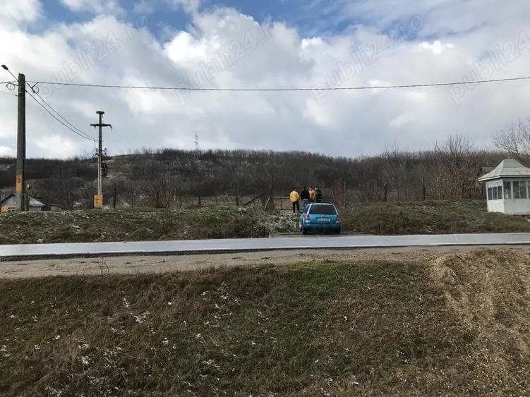 Teren de 4209 mp, în Strâmtura-Mitoc