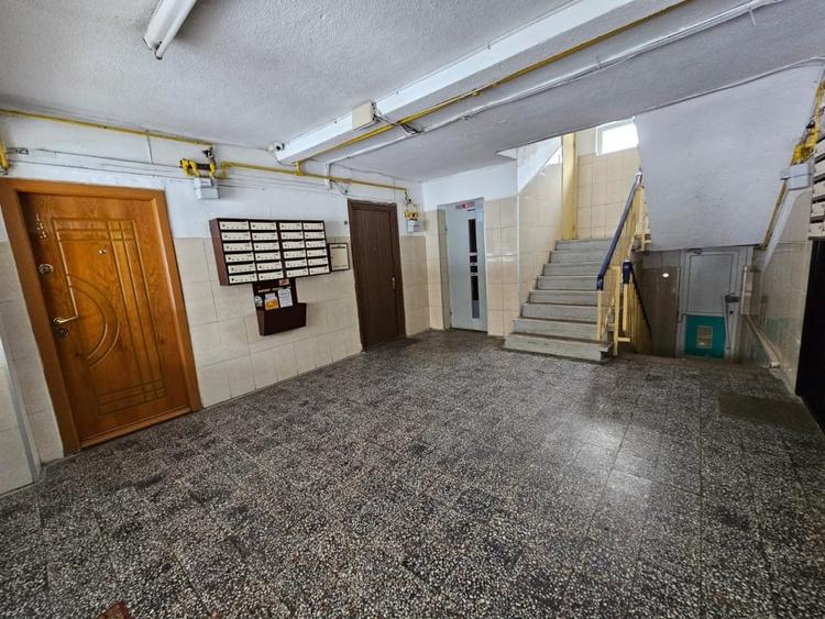 Apartament 3 camere | Berceni | Centrală | 2 balcoane | M. Piața Sudului 12' - 15