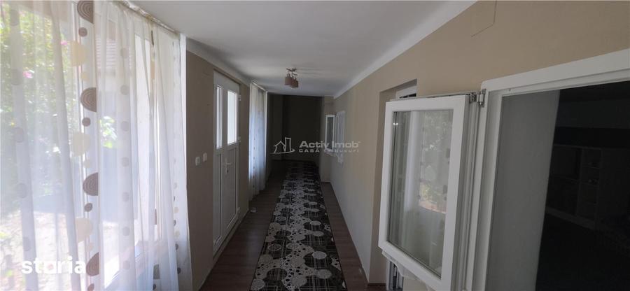 Casă cu 4 camere cu Teren 464 Mp în Central