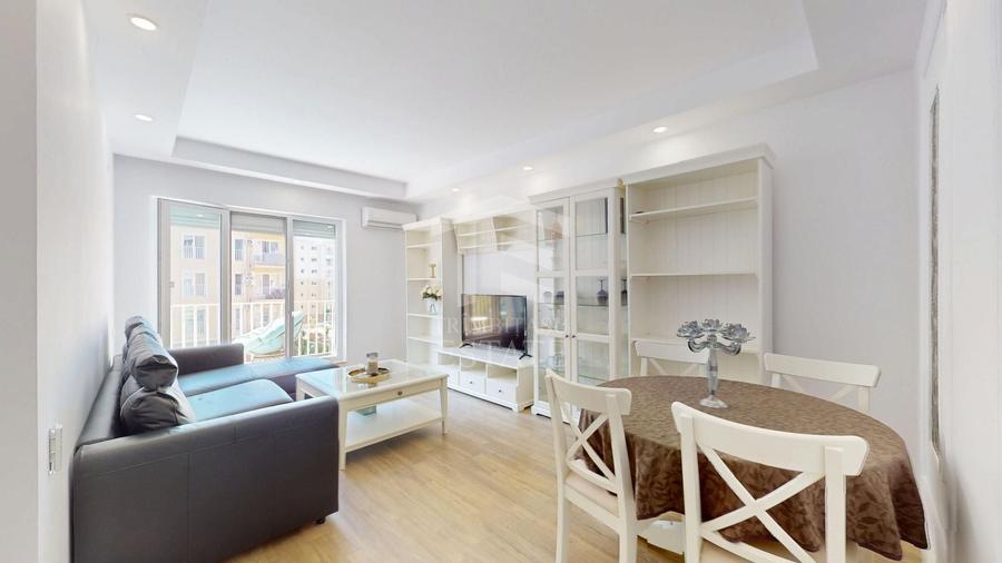 Apartament cu 2 camere decomandat, mobilat în Ștefăneștii de Jos