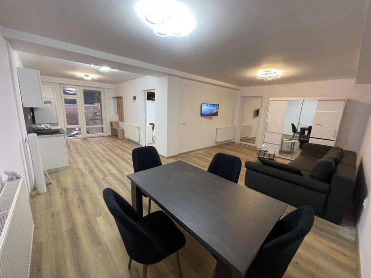 Apartament cu 2 camere semidecomandat în Central