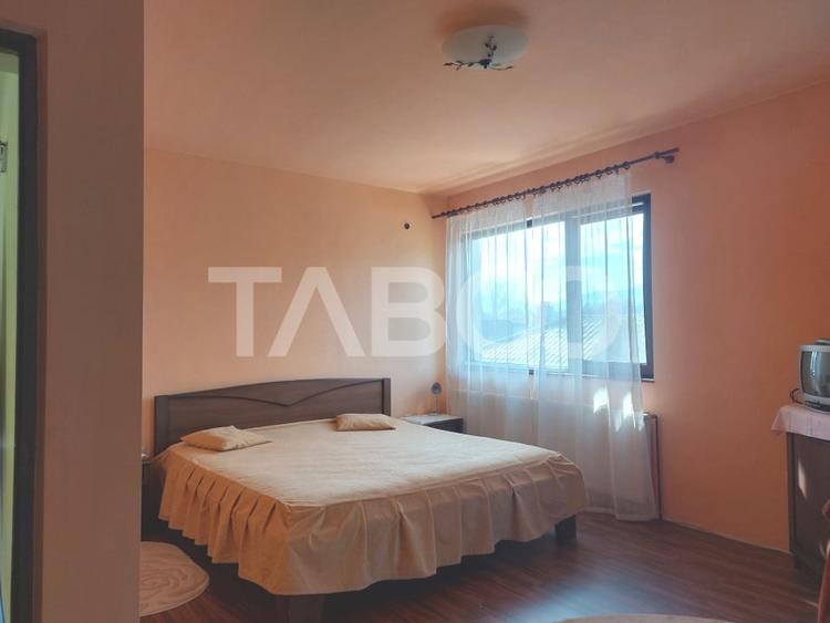 Casă individuală cu 6 camere cu Canalizare în Tălmaciu
