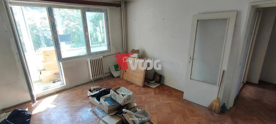 Apartament 3 camere Dacia de vanzare