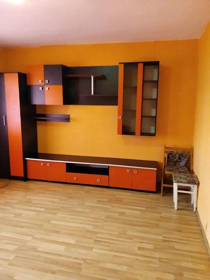 Apartament cu 2 camere nedecomandat în Izvoru