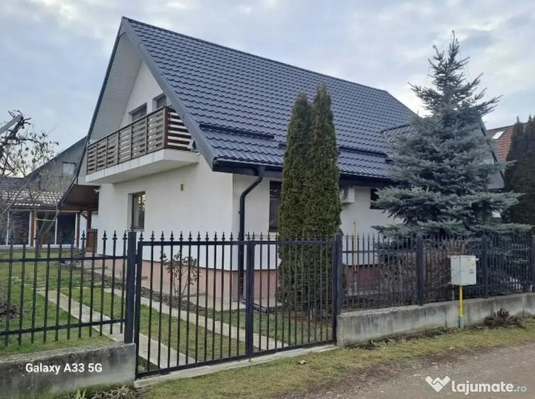 Casă cu 4 camere cu Teren 600 Mp în Tișăuți