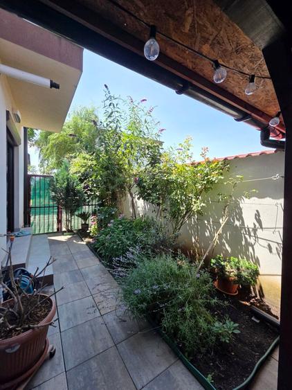 Duplex cu 5 camere cu Canalizare în Theodor Pallady