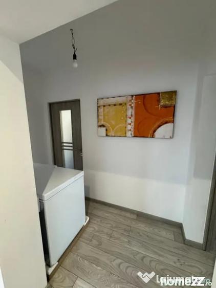Casă cu 7 camere cu Teren 670 Mp în Săsar