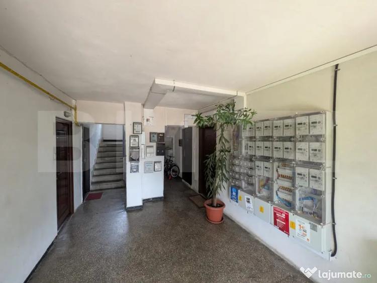 Apartament cu 2 camere semidecomandat în Central