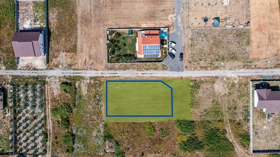 Teren Construcții intravilan de 855 mp, în Moșnița Nouă