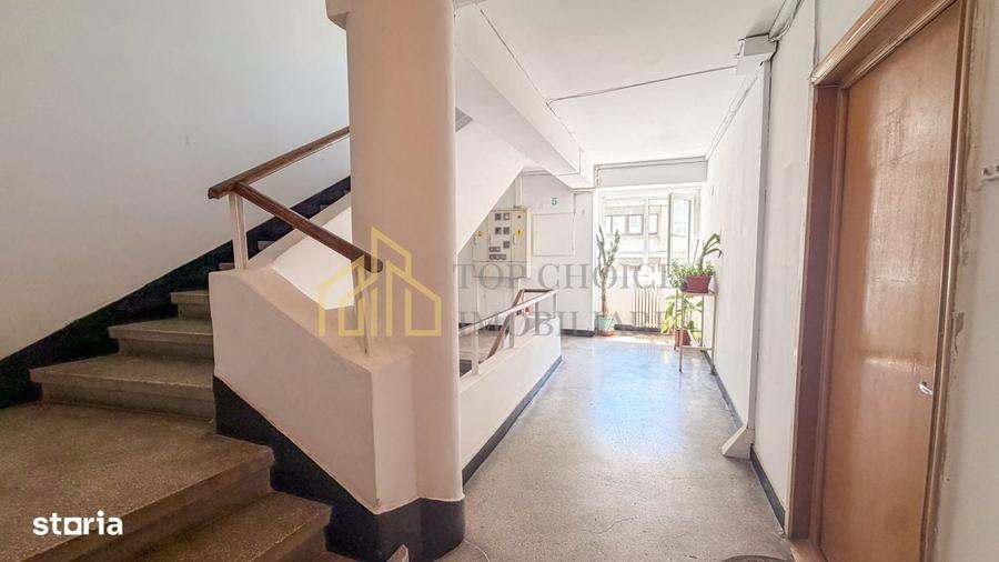 Apartament cu 2 camere semidecomandat în Calea Victoriei