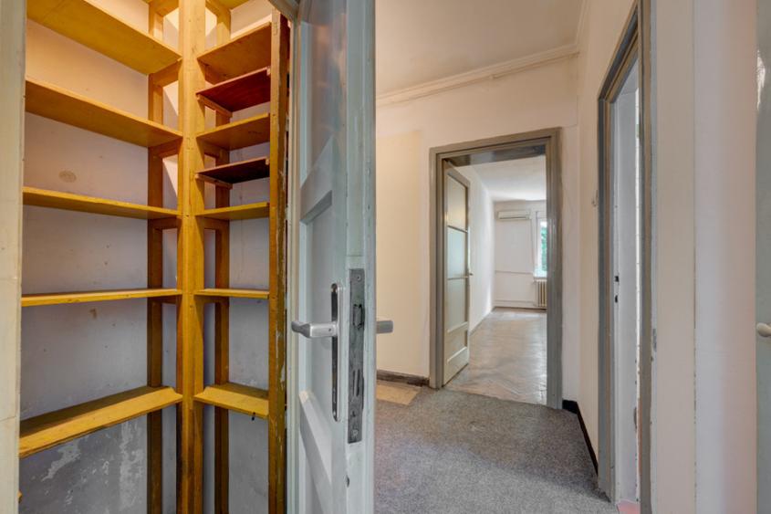 Apartament cu 2 camere decomandat în Basarabia