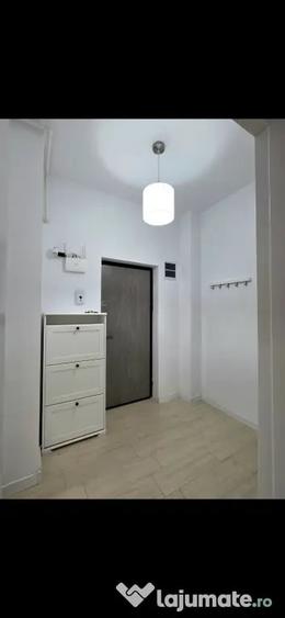 Apartament cu 2 camere semidecomandat în Militari