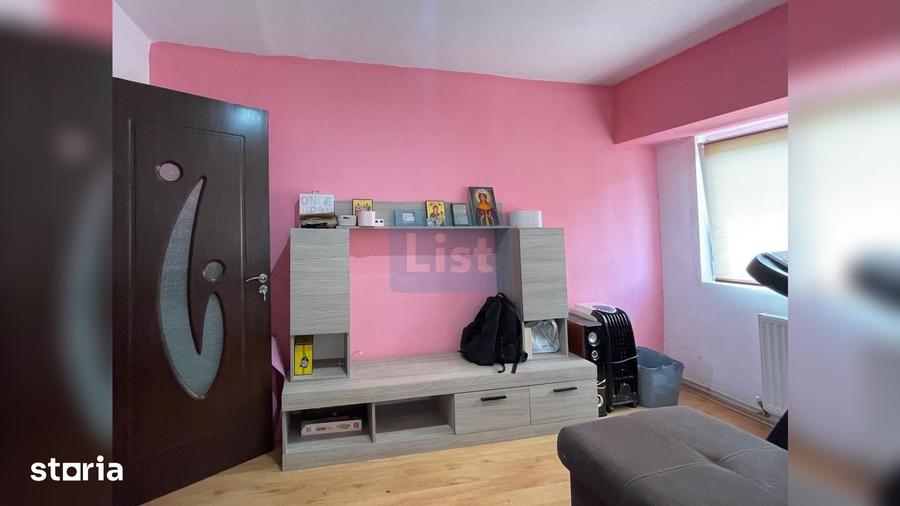 Apartament cu 4 camere decomandat în Luncă