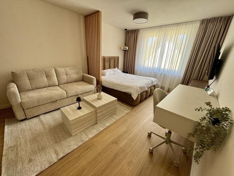 Garsonieră decomandată în Central