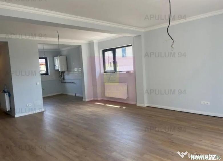 Casă cu 5 camere cu Teren 745 Mp în Otopeni