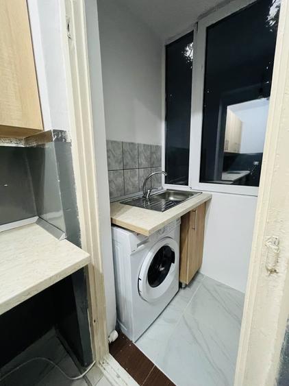 Garsonieră decomandată, mobilată în Complex Studențesc