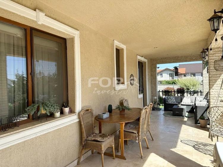 Casă cu 5 camere cu Teren 466 Mp în Nufărul