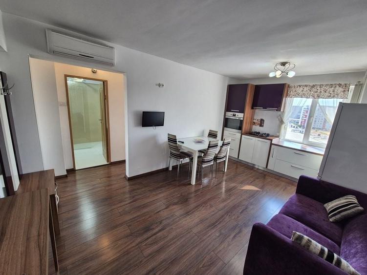 Apartament cu 2 camere decomandat în Decebal