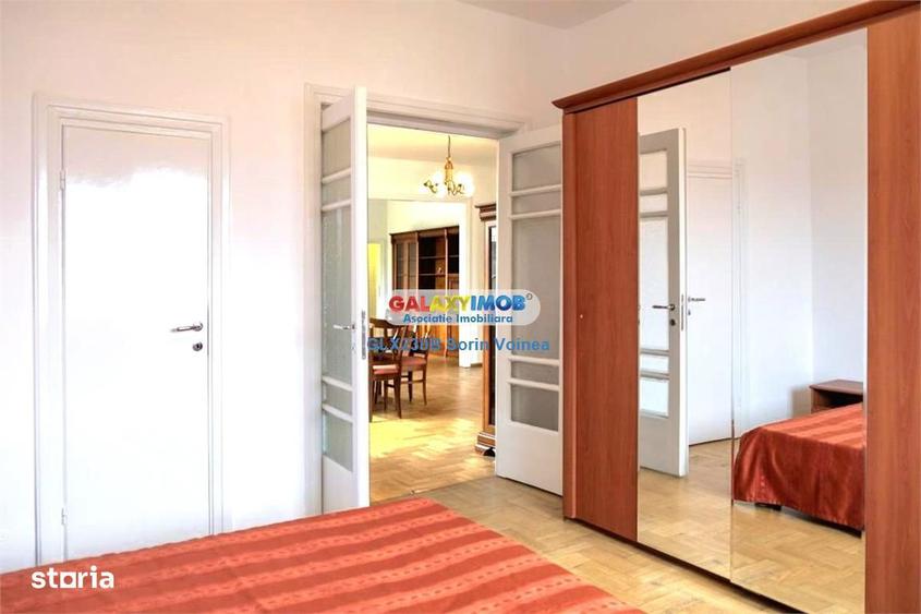 Apartament cu 4 camere, mobilat în Ștefan cel Mare