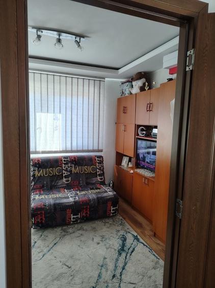 Apartament cu 2 camere decomandat în Lazaret