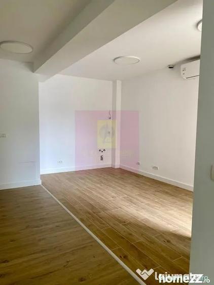Apartament cu 3 camere decomandat în Armeneasca