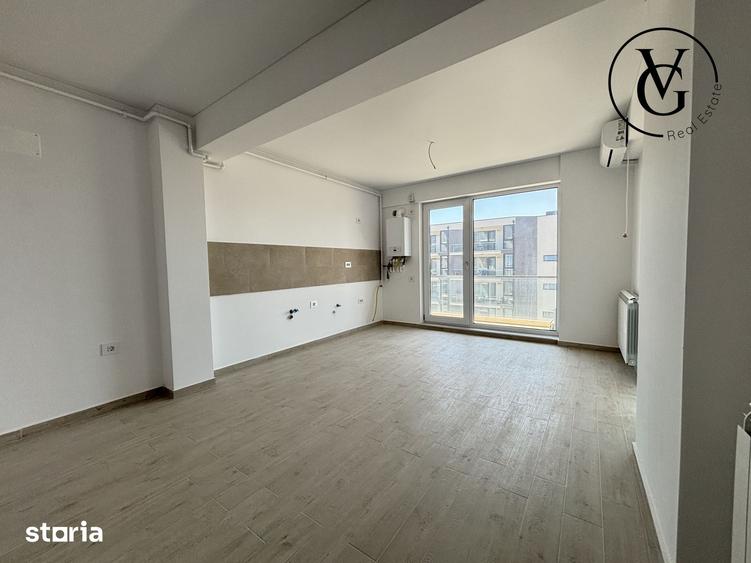 Apartament cu 3 camere semidecomandat în Nord