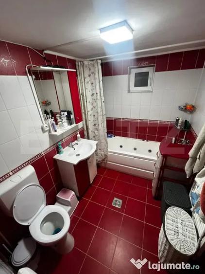 Casă cu 5 camere cu Teren 600 Mp în Central