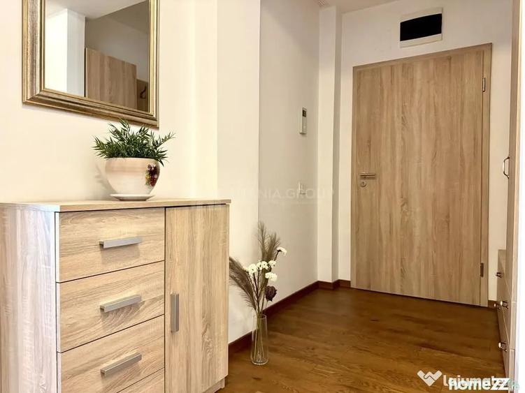 Apartament cu 3 camere decomandat în Centrul Istoric