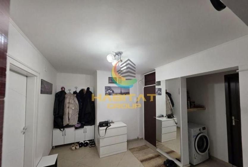 Apartament cu 4 camere semidecomandat, mobilat în Apărătorii Patriei