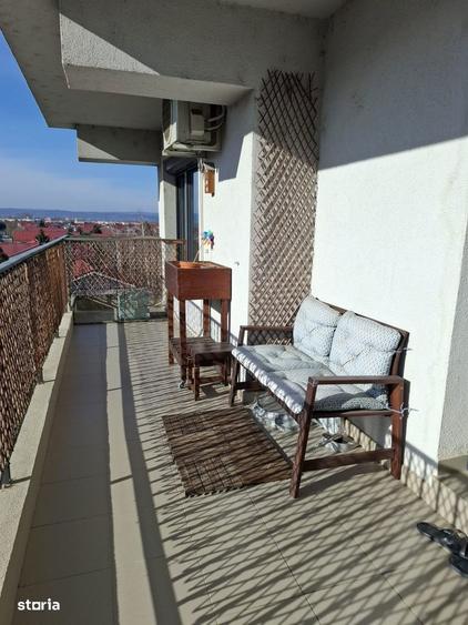Apartament cu 3 camere decomandat în Orizont