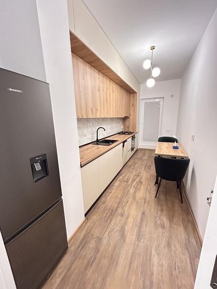 Apartament cu 2 camere decomandat în Lacul Morii