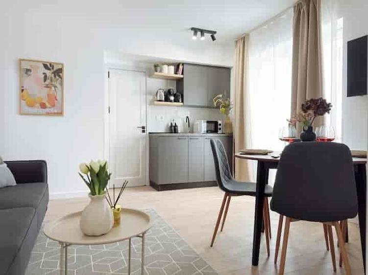 Apartament 2 camere / Blocul Dalles /Afacere la cheie !! 2 camere - 9